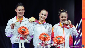 wag aa podium sfe03852 simone ferraro ph